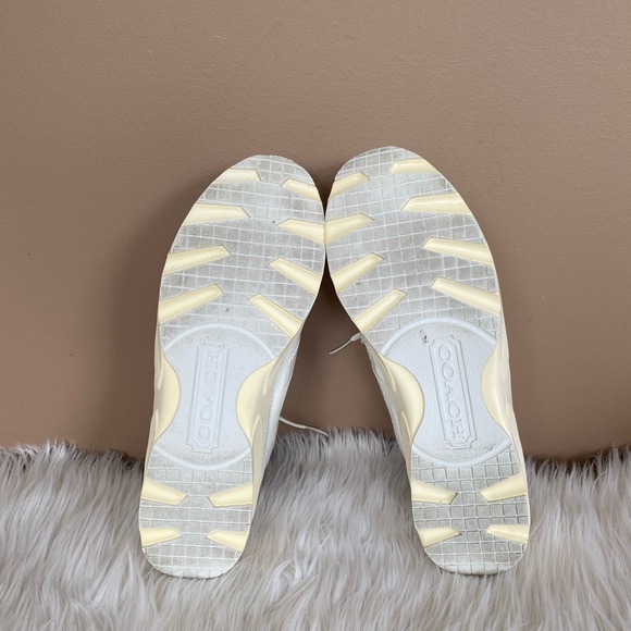 {Coach} Signature C Sneakers in Cream and White - Women’s 8.5 - Picture 7 of 10